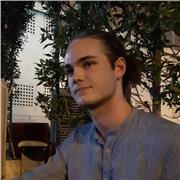 Professeur natif avec Master FLE enseignant en ligne